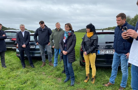 Ortsbegehung für ersten Funkmast FMI Foto 3